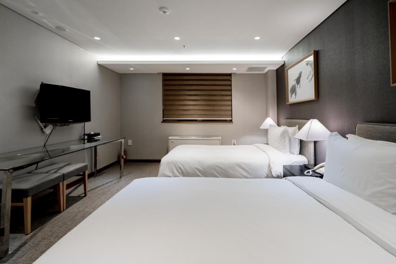 Oriens Hotel & Residences Myeongdong Seul Exterior foto